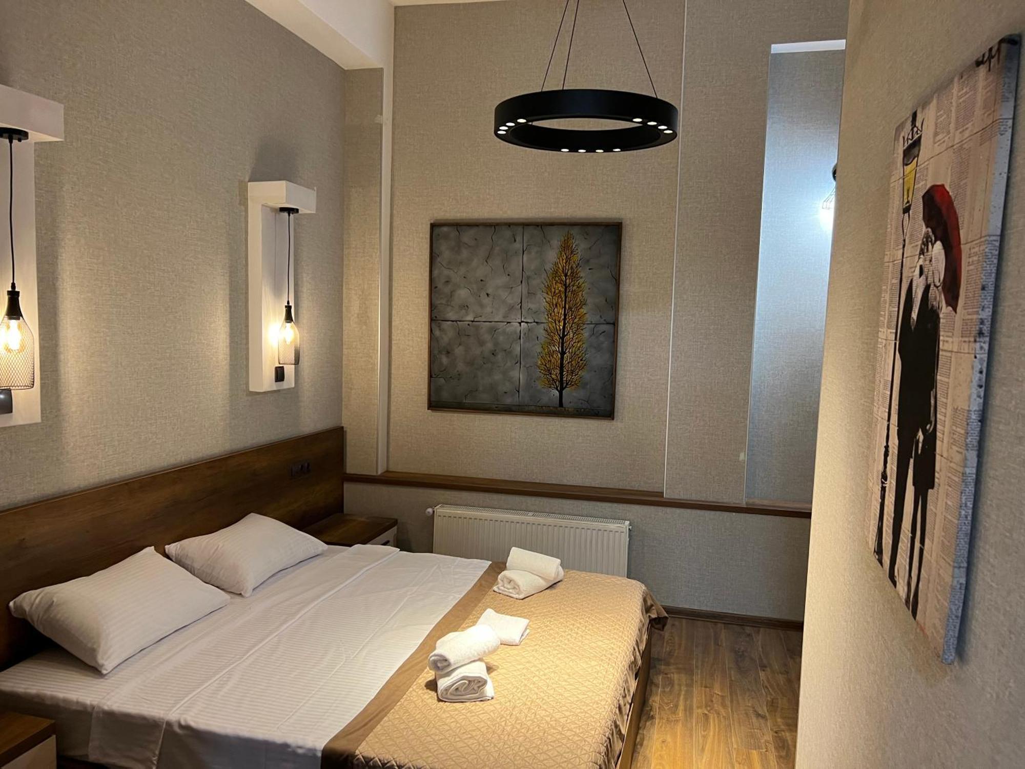Hotel Livin Tbiliszi Kültér fotó