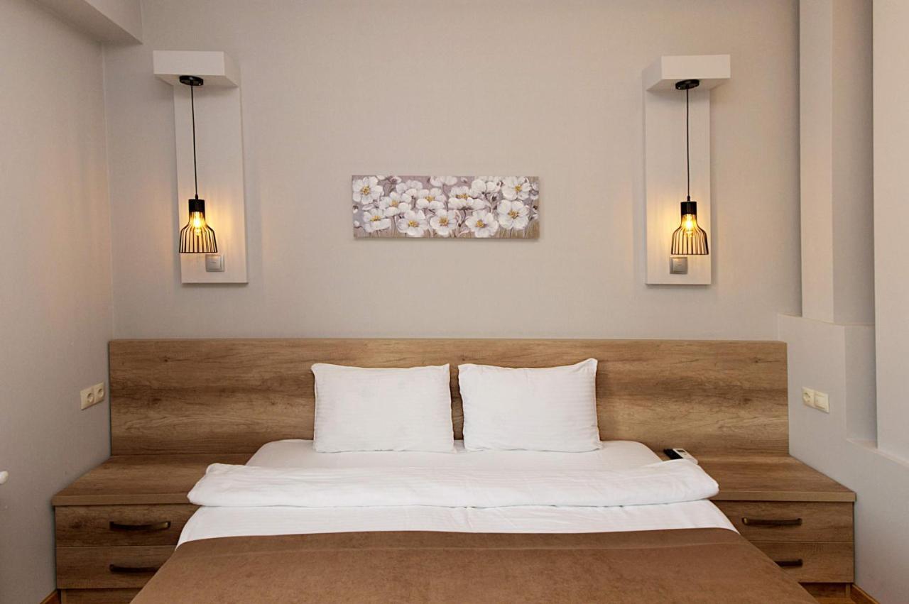 Hotel Livin Tbiliszi Kültér fotó