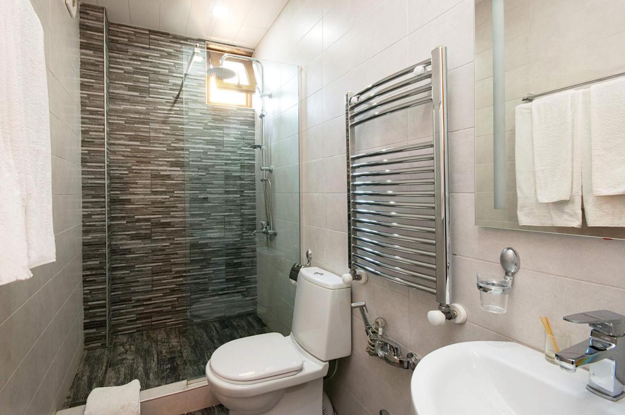 Hotel Livin Tbiliszi Kültér fotó